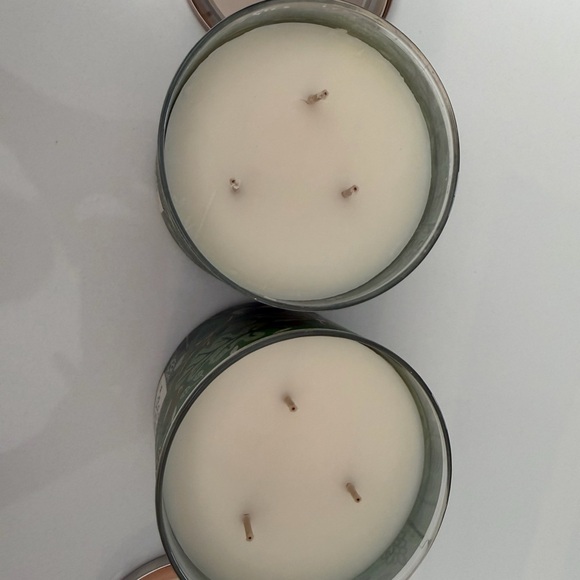 Bath & Body Works White Balsam & Vanilla Candles -NEW - Picture 2 of 3